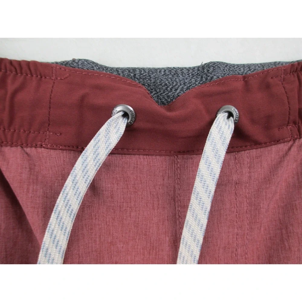 Vuori Shorts Mens 2XL XXL Red‎ Banks Athletic Running Workout Gym